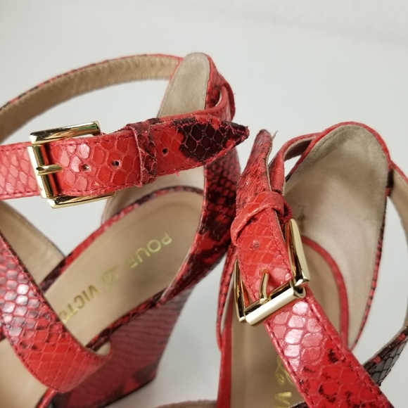 Pour La Victoire red snakeskin platform heels - Picture 9 of 12